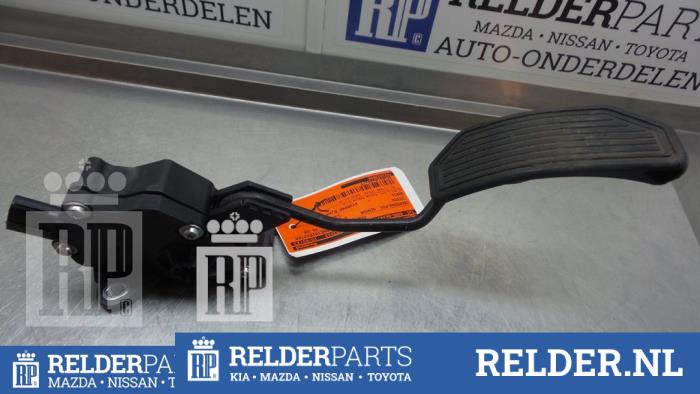 Gaspedalposition Sensor van een Toyota Auris (E15) 1.6 Dual VVT-i 16V 2008