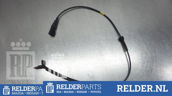 Begagnade ABS-sensor Mazda 2 (NB/NC/ND/NE) 1.4 16V Pris € 27,00 Marginaltabell erbjuds av Relder Parts B.V.