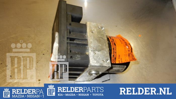Używane Sterownik ABS Mazda 5 (CR19) 2.0 CiDT 16V Normal Power Cena € 40,00 Procedura marży oferowane przez Relder Parts B.V.
