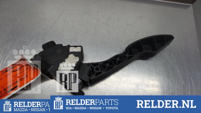 Begagnade Gaspedalsensor Toyota Auris (E15) 2.0 D-4D-F 16V Pris € 54,00 Marginaltabell erbjuds av Relder Parts B.V.