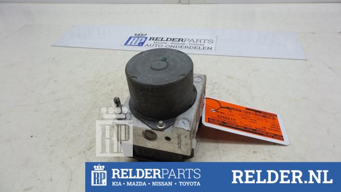 Usagé Bloc ABS Nissan Micra (K12) 1.2 16V Prix € 35,00 Règlement à la marge proposé par Relder Parts B.V.