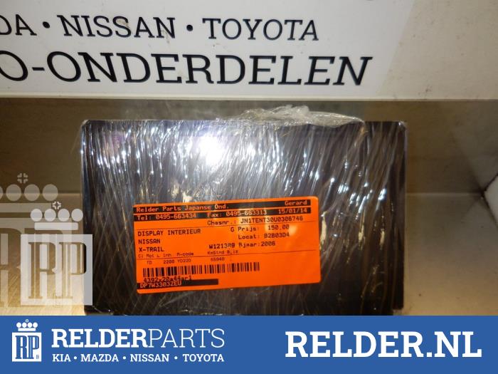 Begagnade Innerdisplay Nissan X-Trail (T30) 2.2 dCi 16V 4x4 Pris € 68,00 Marginaltabell erbjuds av Relder Parts B.V.