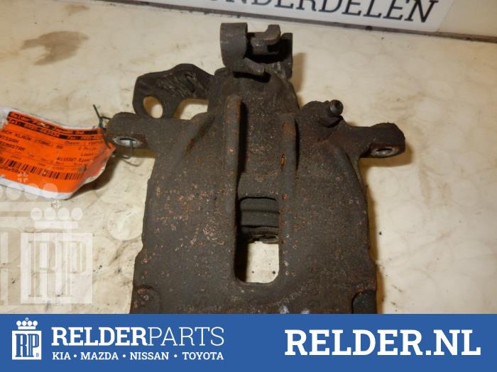 Gebrauchte Bremszange rechts hinten Nissan Primastar 2.5 dCi 140 16V Preis € 45,00 Margenregelung angeboten von Relder Parts B.V.
