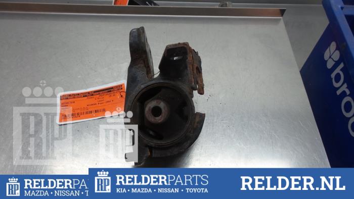 Usagé Support moteur Mazda Premacy 2.0 16V Prix € 27,00 Règlement à la marge proposé par Relder Parts B.V.