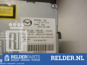 Used Radio CD player Mazda 2 (DE) 1.3 16V S-VT Price € 75,00 Margin scheme offered by Relder Parts B.V.