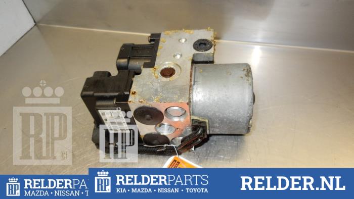 Gebrauchte ABS Steuergerät Toyota Corolla (E12) 1.6 16V VVT-i Preis € 36,00 Margenregelung angeboten von Relder Parts B.V.