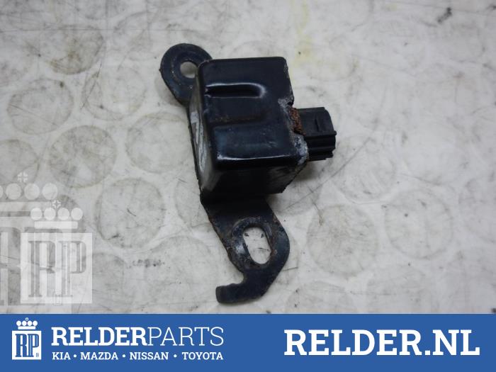 Gebrauchte Airbag Sensor Toyota Corolla (E12) 1.6 16V VVT-i Preis € 23,00 Margenregelung angeboten von Relder Parts B.V.