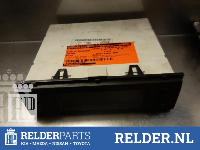 Begagnade Innerdisplay Nissan Micra (K12) 1.2 16V Pris € 30,00 Marginaltabell erbjuds av Relder Parts B.V.