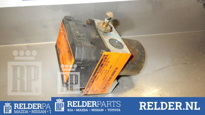Used ABS Computer Mazda Premacy 1.8 16V Price € 45,00 Margin scheme offered by Relder Parts B.V.