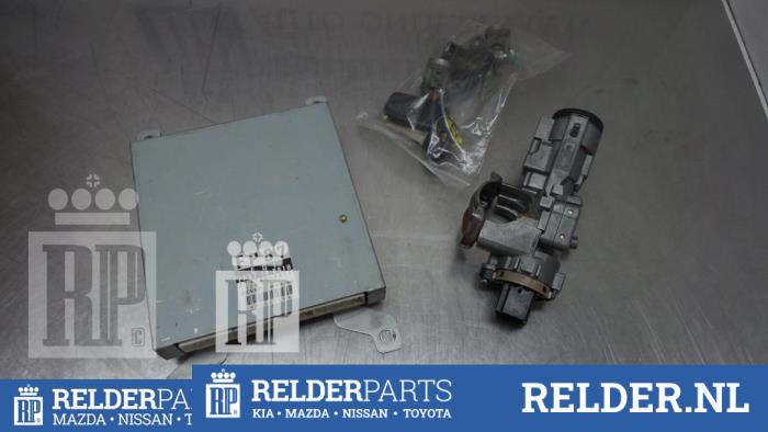 Used Engine management computer Mazda Premacy 1.8 16V Price € 81,00 Margin scheme offered by Relder Parts B.V.