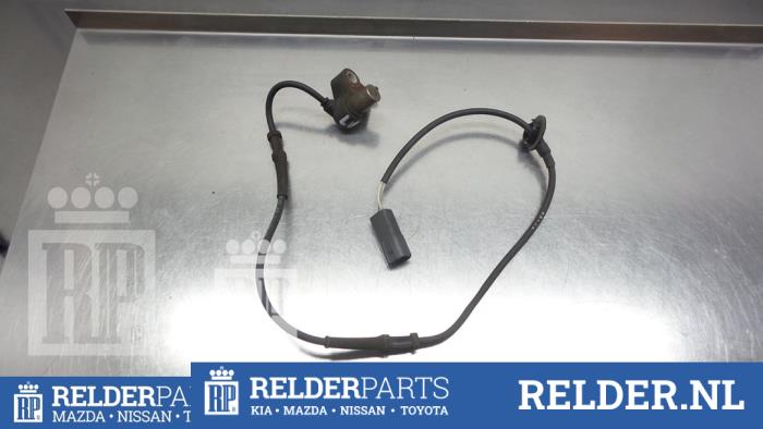 Begagnade ABS-sensor Mazda 626 (GW19) 2.0i 16V HiPower Pris € 27,00 Marginaltabell erbjuds av Relder Parts B.V.