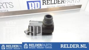 Gebrauchte Scheibensprüherpumpe vorne Mazda 626 (GW19) 2.0i 16V HiPower Preis € 23,00 Margenregelung angeboten von Relder Parts B.V.