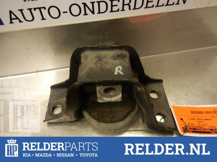 Used Engine mount Nissan Micra (K12) 1.2 16V Price € 27,00 Margin scheme offered by Relder Parts B.V.