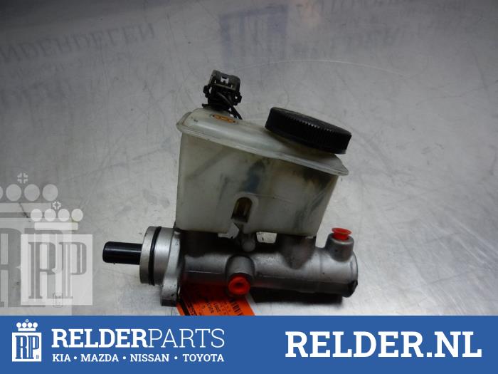 Used Master cylinder Mazda 323 (BJ12) 2.0DTiD Price € 36,00 Margin scheme offered by Relder Parts B.V.