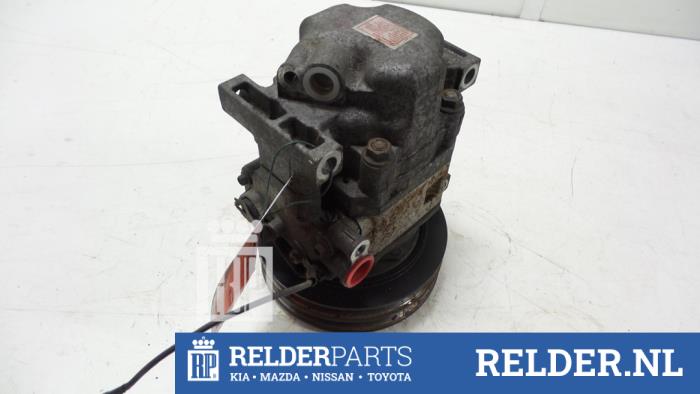 Usagé Compresseur de clim Mazda 323 (BJ12) 2.0DTiD Prix € 45,00 Règlement à la marge proposé par Relder Parts B.V.