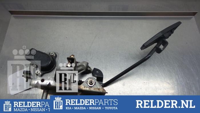 Begagnade Gaspedalsensor Mazda 323 (BJ12) 2.0DTiD Pris € 54,00 Marginaltabell erbjuds av Relder Parts B.V.