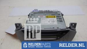 Używane Radioodtwarzacz CD Nissan Pixo (D31S) 1.0 12V Cena € 40,00 Procedura marży oferowane przez Relder Parts B.V.
