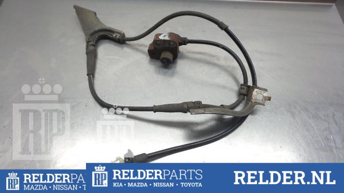 Begagnade ABS-sensor Mazda MX-5 (NB18/35/8C) 1.6i 16V Pris € 27,00 Marginaltabell erbjuds av Relder Parts B.V.