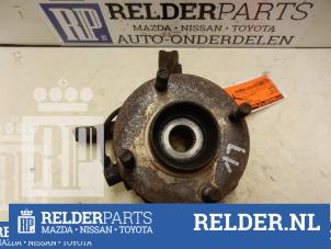 Usagé Moyeu de roue avant Nissan Almera (N16) 1.8 16V Prix € 45,00 Règlement à la marge proposé par Relder Parts B.V.