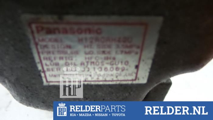 Usagé Compresseur de clim Mazda Premacy 1.8 16V Exclusive HP Prix € 45,00 Règlement à la marge proposé par Relder Parts B.V.