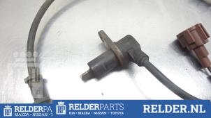 ABS-sensor från en Nissan Primera Traveller (WP11) 2.0 TD 1998