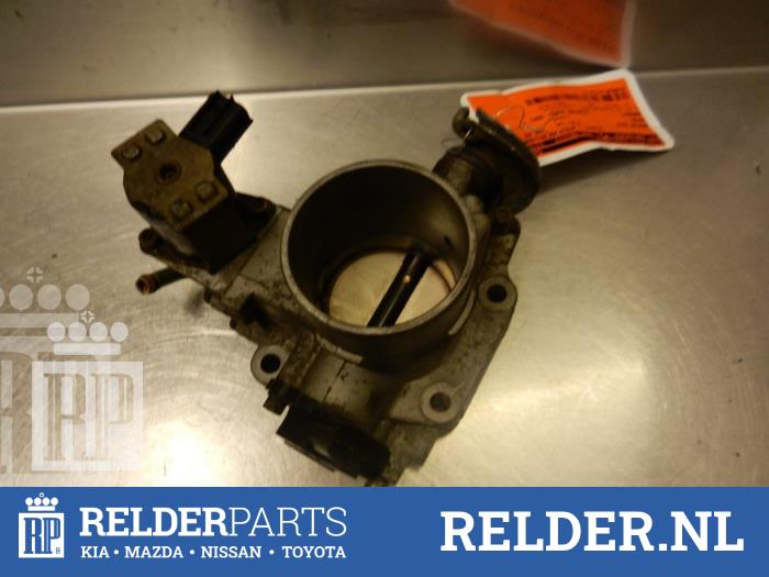 Usagé Boitier papillon Mazda Premacy 1.8 16V Exclusive HP Prix € 36,00 Règlement à la marge proposé par Relder Parts B.V.