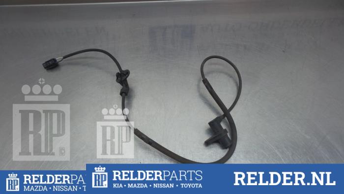 ABS-sensor Toyota Yaris (P1), 1999 / 2005 1.3 16V VVT-i, Halvkombi (Hatchback), Bensin, 1.299cc, 63kW (86pk), FWD, 2NZFE; 2SZFE, 1999-08 / 2005-11, NCP10; NCP20; NCP22; SCP12 (Begagnad)