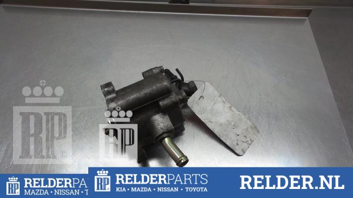 Gebrauchte Vakuumpumpe (Diesel) Toyota Avensis (T25/B1D) 2.0 16V D-4D Preis € 81,00 Margenregelung angeboten von Relder Parts B.V.