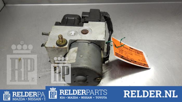 Usagé Ordinateur ABS Mazda MX-5 (NB18/35/8C) 1.8i 16V Prix € 45,00 Règlement à la marge proposé par Relder Parts B.V.