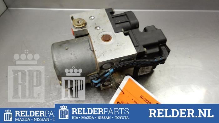 Begagnade ABS-dator Nissan Almera (N16) 1.8 16V Pris € 45,00 Marginaltabell erbjuds av Relder Parts B.V.