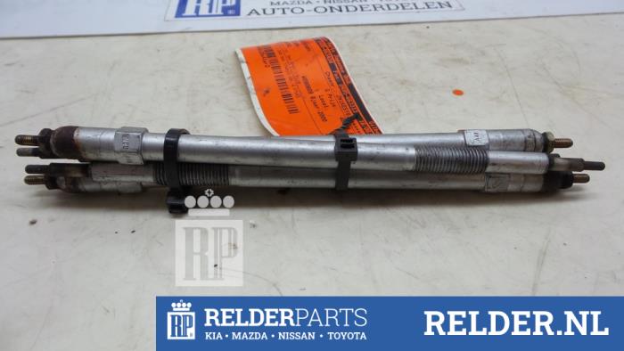 Gebrauchte Glühkerze Nissan Patrol GR (Y61) 3.0 GR Di Turbo 16V Preis € 36,00 Margenregelung angeboten von Relder Parts B.V.