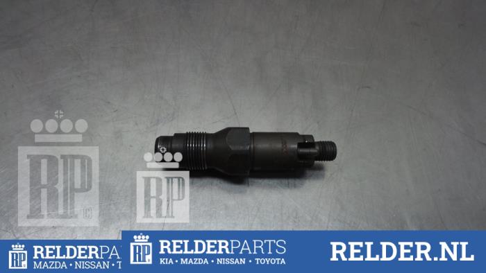 Usagé Injecteurs Toyota Corolla (EB/WZ/CD) 1.9 D Prix € 135,00 Règlement à la marge proposé par Relder Parts B.V.