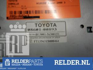 Usados Reproductor de CD Toyota Corolla (EB/WZ/CD) 1.4 16V VVT-i Precio € 113,00 Norma de margen ofrecido por Relder Parts B.V.