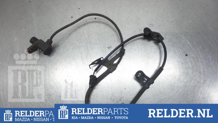 Begagnade ABS-sensor Toyota Yaris (P1) 1.0 16V VVT-i Pris € 27,00 Marginaltabell erbjuds av Relder Parts B.V.