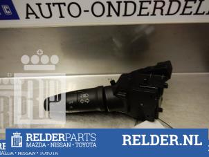 Używane Przelacznik kierunkowskazu Nissan Almera (N16) 1.5 16V Cena € 36,00 Procedura marży oferowane przez Relder Parts B.V.