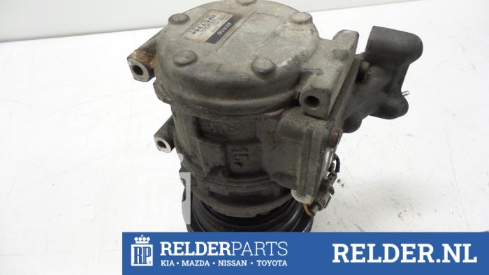 Pompe clim d'un Toyota Avensis (T22) 2.0 TDi 1999