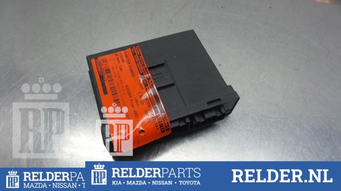 Usagé Ordinateur divers Nissan Almera Tino (V10M) 1.8 16V Prix € 45,00 Règlement à la marge proposé par Relder Parts B.V.