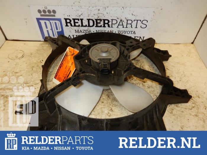 Używane Wentylator Mazda Demio (DW) 1.5 16V Cena € 36,00 Procedura marży oferowane przez Relder Parts B.V.