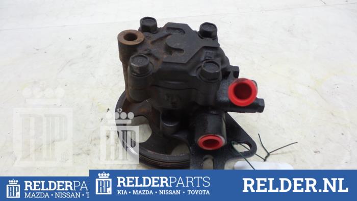 Usagé Pompe de direction Nissan 100 NX (B13) 1.6 16V Prix € 45,00 Règlement à la marge proposé par Relder Parts B.V.