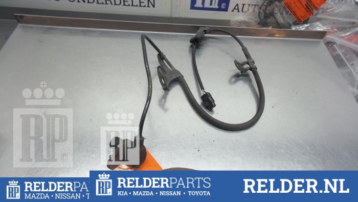 Begagnade ABS-sensor Toyota Yaris (P1) 1.0 16V VVT-i Pris € 27,00 Marginaltabell erbjuds av Relder Parts B.V.
