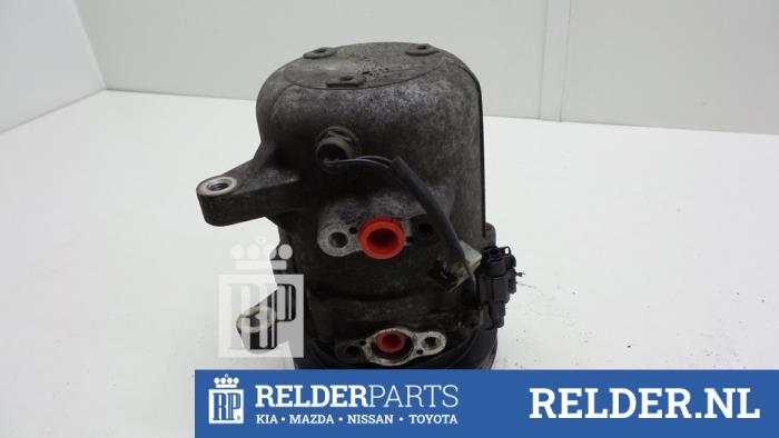 Usagé Pompe clim Nissan Primera (P11) 2.0 TD SLX Prix € 45,00 Règlement à la marge proposé par Relder Parts B.V.