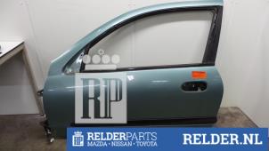 Używane Drzwi lewe wersja 2-drzwiowa Nissan Almera (N16) 1.5 16V Cena € 50,00 Procedura marży oferowane przez Relder Parts B.V.