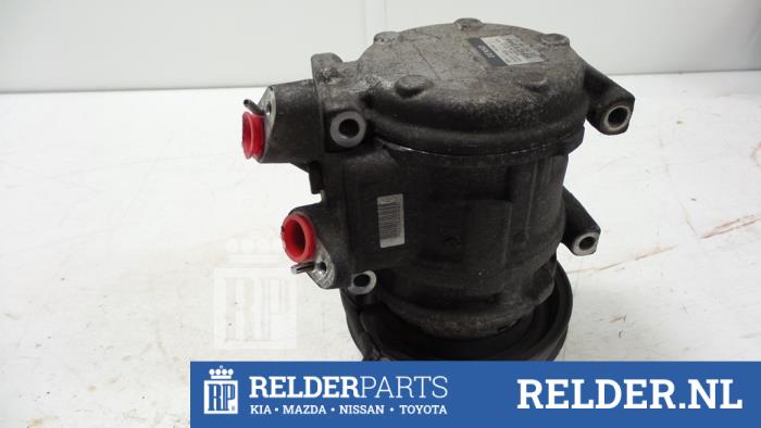 Usagé Pompe clim Toyota Avensis (T22) 1.8 16V Prix € 70,00 Règlement à la marge proposé par Relder Parts B.V.