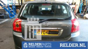 Używane Tylna klapa Toyota Corolla (E12) 1.6 16V VVT-i Cena € 90,00 Procedura marży oferowane przez Relder Parts B.V.