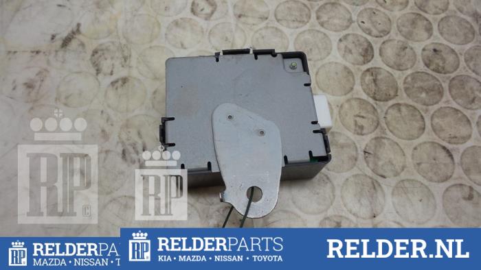 Gebrauchte Central electronic Modul Toyota Corolla Verso (E12) 1.6 16V VVT-i Preis € 25,00 Margenregelung angeboten von Relder Parts B.V.