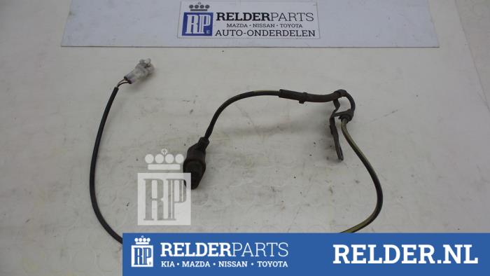 Begagnade ABS-sensor Toyota Corolla (E12) 2.0 D-4D 16V 116 Pris € 27,00 Marginaltabell erbjuds av Relder Parts B.V.