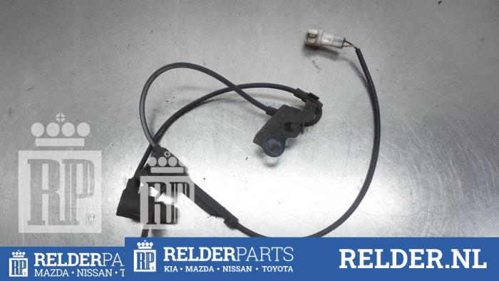 Begagnade ABS-sensor Toyota Corolla (E12) 2.0 D-4D 16V 116 Pris € 27,00 Marginaltabell erbjuds av Relder Parts B.V.