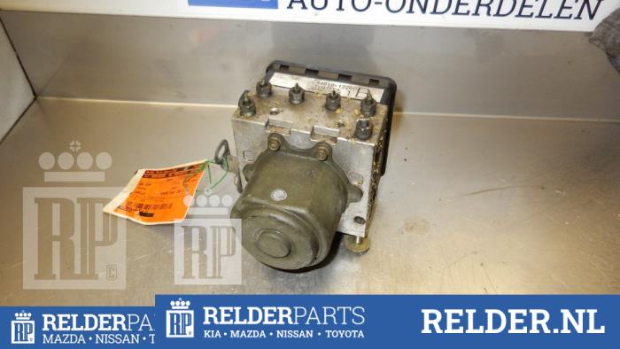 Usagé Pompe ABS Toyota Corolla (E11) 2.0 D Prix € 36,00 Règlement à la marge proposé par Relder Parts B.V.