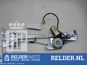 Używane Mechanizm szyby prawej tylnej wersja 4-drzwiowa Mazda 626 (GF14) 2.0i 16V HiPower Cena € 36,00 Procedura marży oferowane przez Relder Parts B.V.