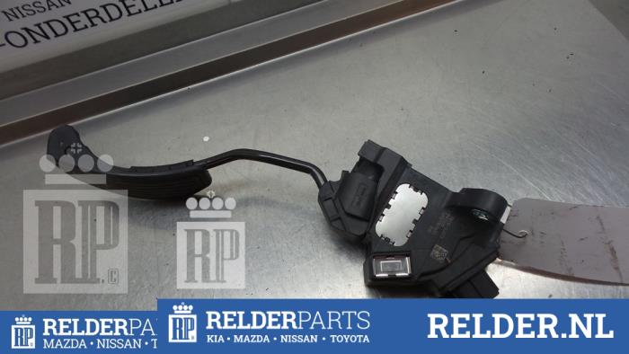 Begagnade Gaspedalsensor Toyota Auris (E15) 1.6 Dual VVT-i 16V Pris € 54,00 Marginaltabell erbjuds av Relder Parts B.V.